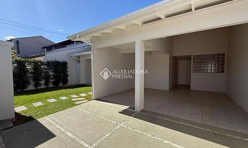 Casa Térrea Com 253M...