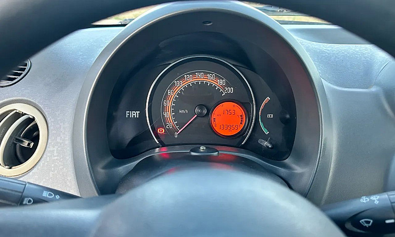 Fiat Uno Vivace Cele...