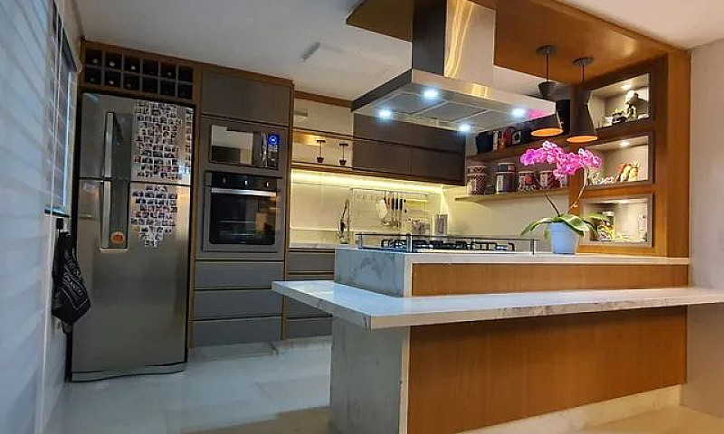Casa Com 3 Quarto(S)...
