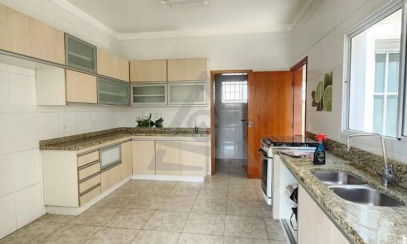 Sobrado Com 4 Quarto...