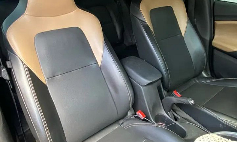 Chevrolet Onix Hatch...