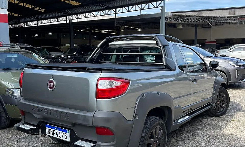 Fiat Strada Adventur...