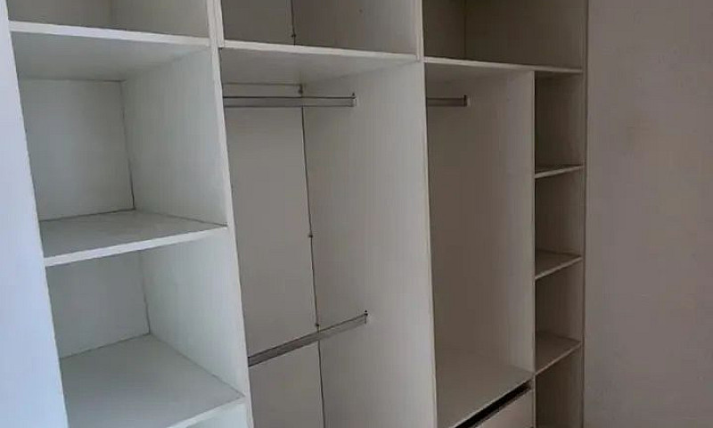 Sobrado Novo Para Lo...
