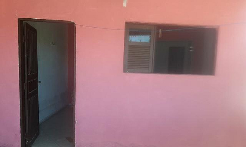 Casa C 1 Quarto. Rua...