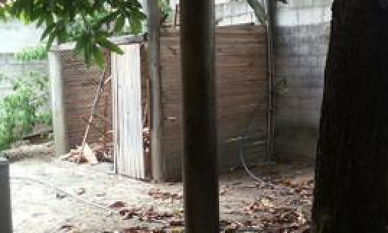 Vende Se Casa Em Soo...