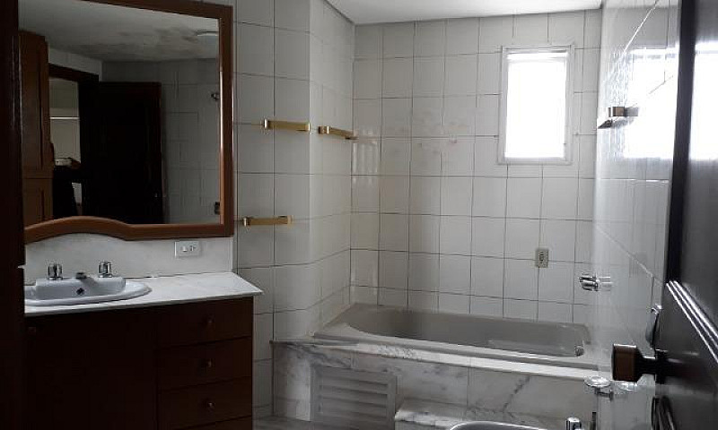 Excelente Apartament...
