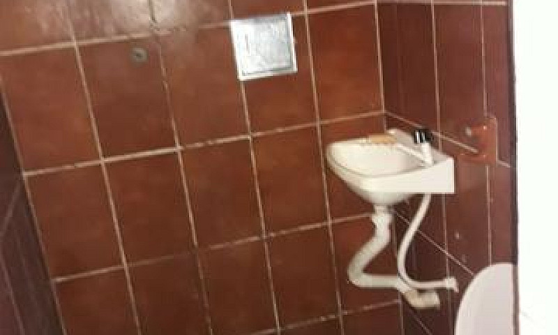 Aluga-Se Kitnet Boca...