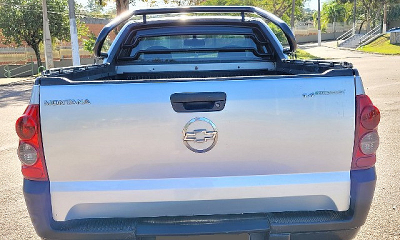 Chevrolet Montana Co...