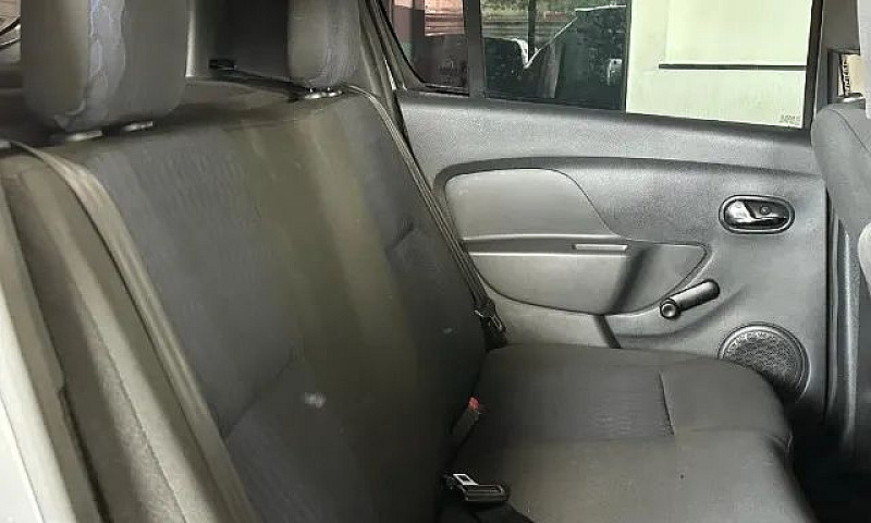 Renault Sandero Expr...