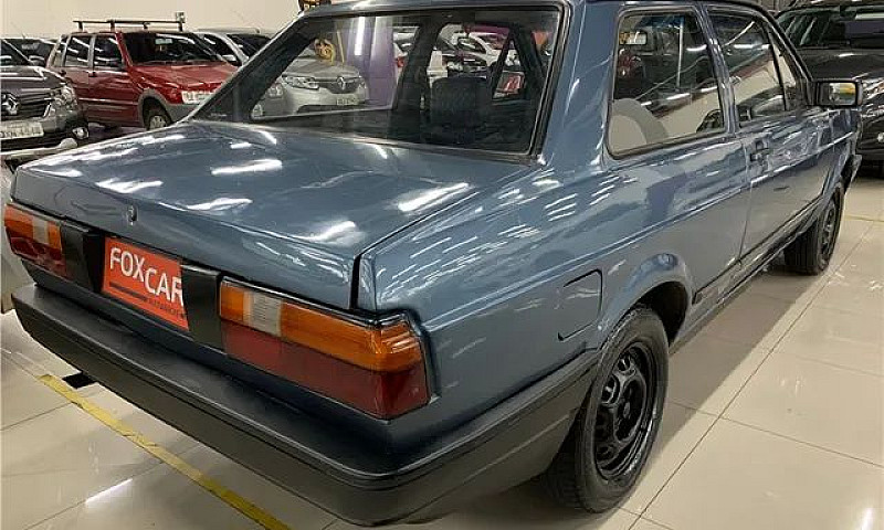 Volkswagen Voyage 19...