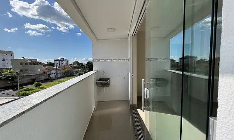 Apartamento Novo A V...