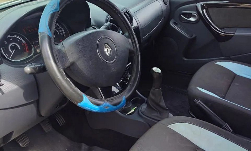 Renault Sandero Tech...