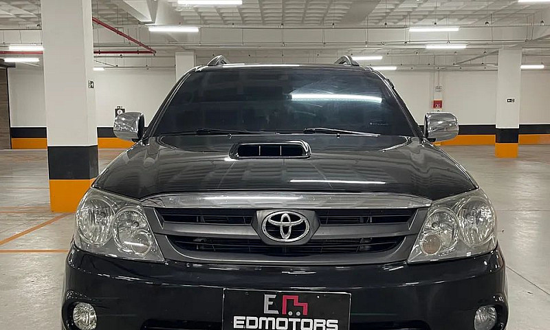 Toyota Hilux Sw4 Srv...