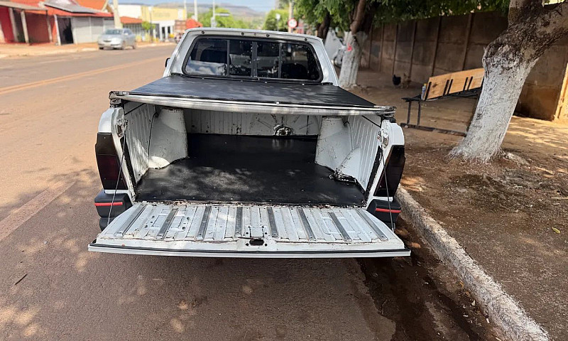 Volkswagen Saveiro C...