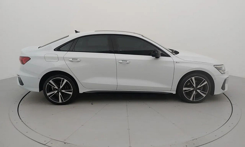 Audi A3 Sedan S-Line...