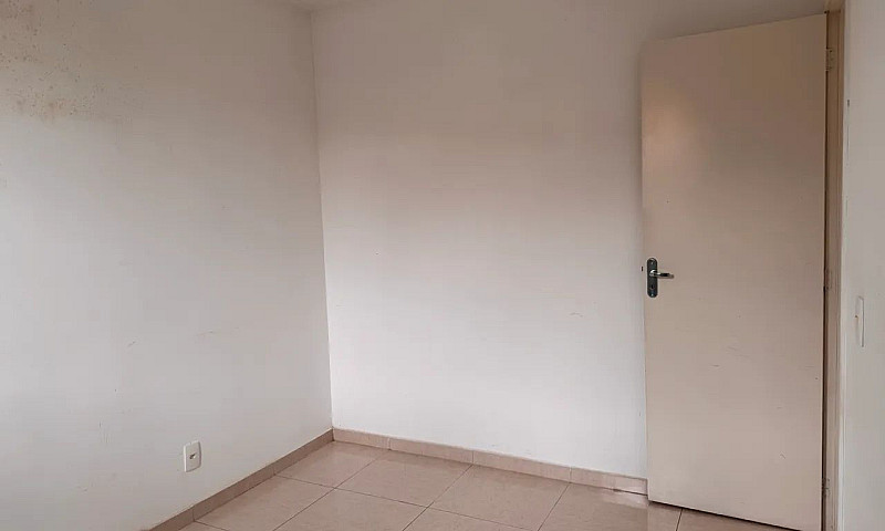 Apartamento Condomín...