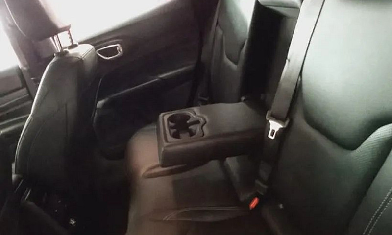 Jeep Compass Long. T...