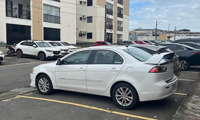 Mitsubishi Lancer 2....