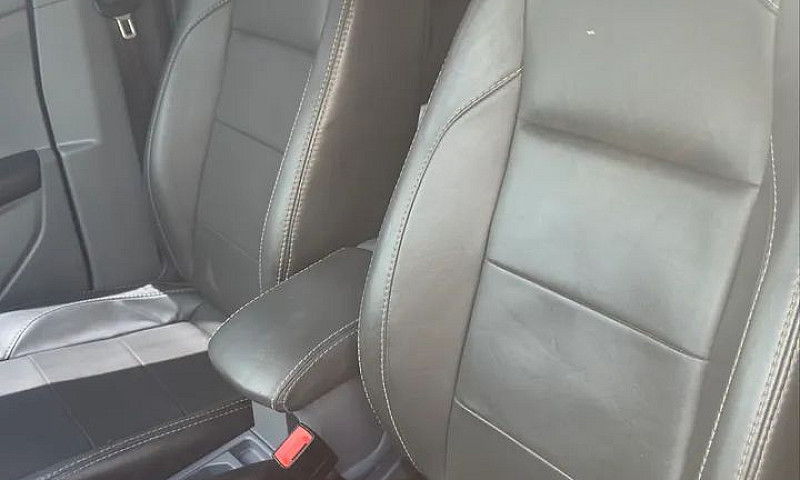 Volkswagen T-Cross 1...