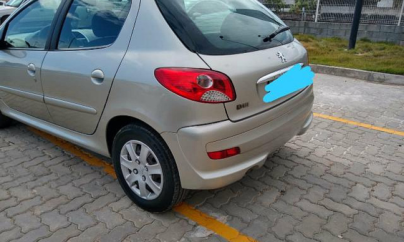 Peugeot 207...