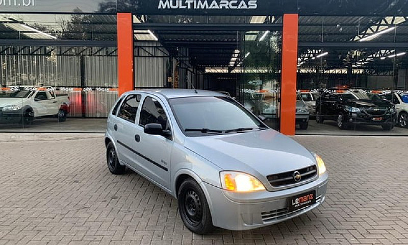 Chevrolet Corsa Hatc...