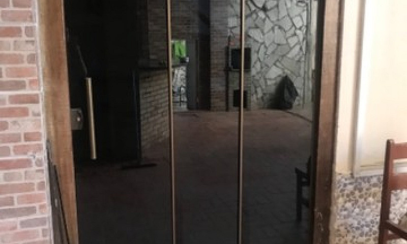 Locação De Casa...