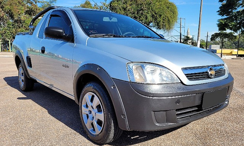 Chevrolet Montana Co...