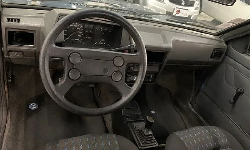 Volkswagen Voyage 19...