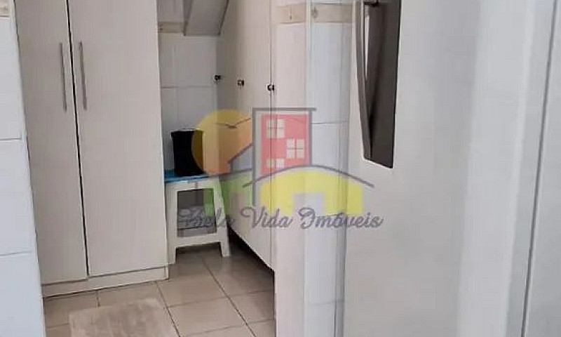 Sobrado De Esquina -...