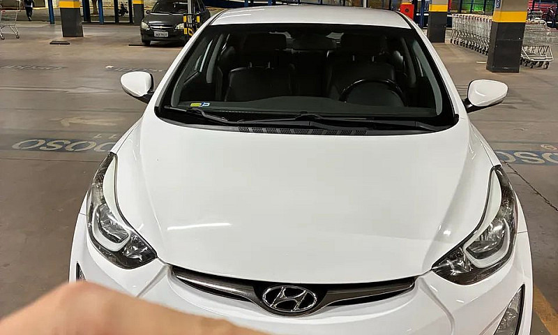 Completão Elantra Gl...