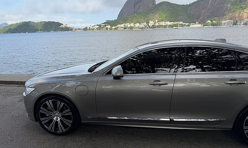 Volvo S90 T-8 Híbrid...