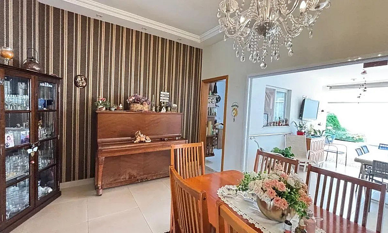 Casa Com 3 Suítes No...