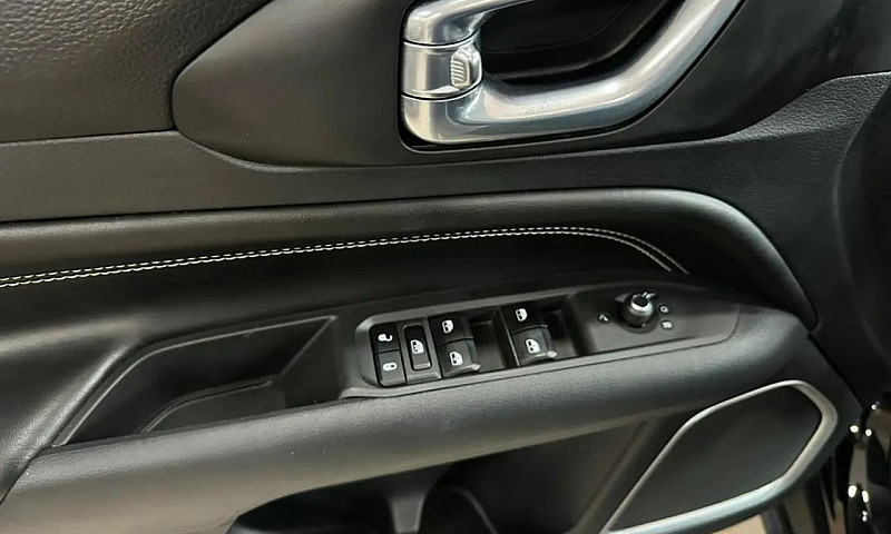 Jeep Compass Long. T...