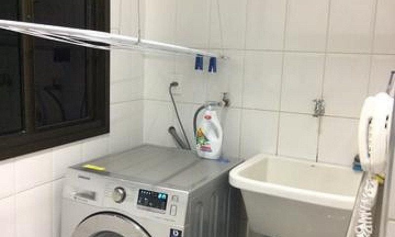 Alugo Quarto Palazzo...