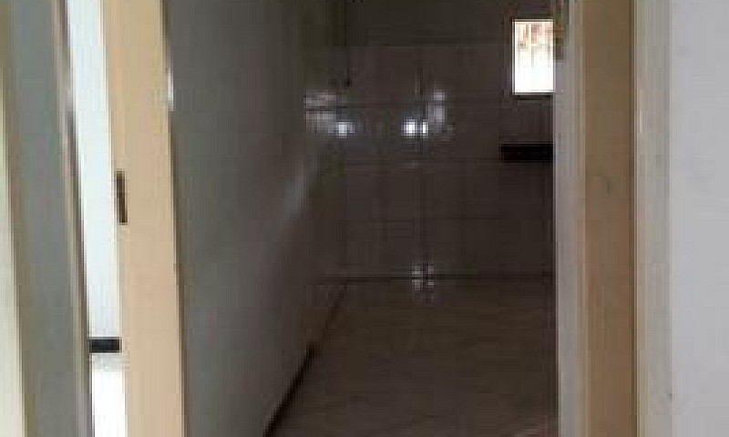 Vende Se Casa Em Soo...