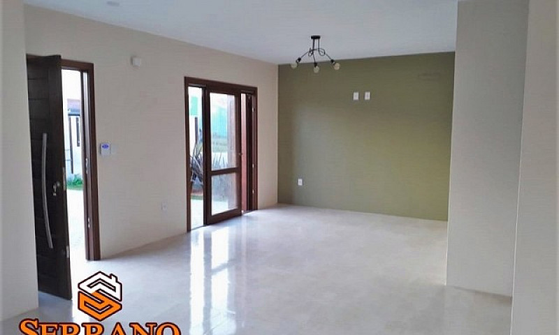 Linda Casa Próxima A...