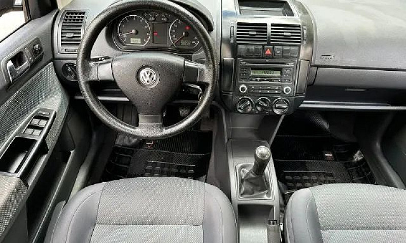 Volkswagen Polo 1.6 ...