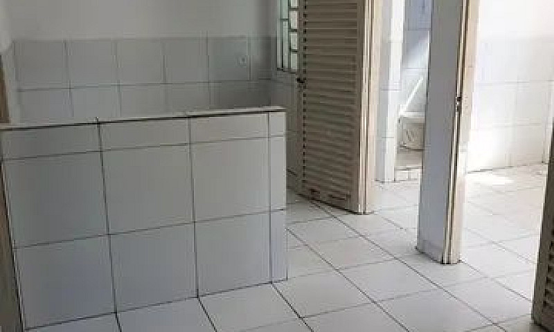 Alugo Barracao / Cas...