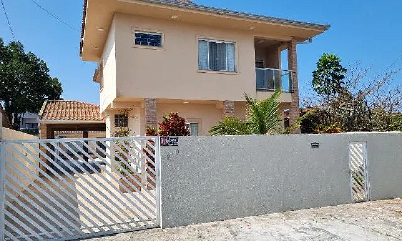Casa Na Praia, Sobra...