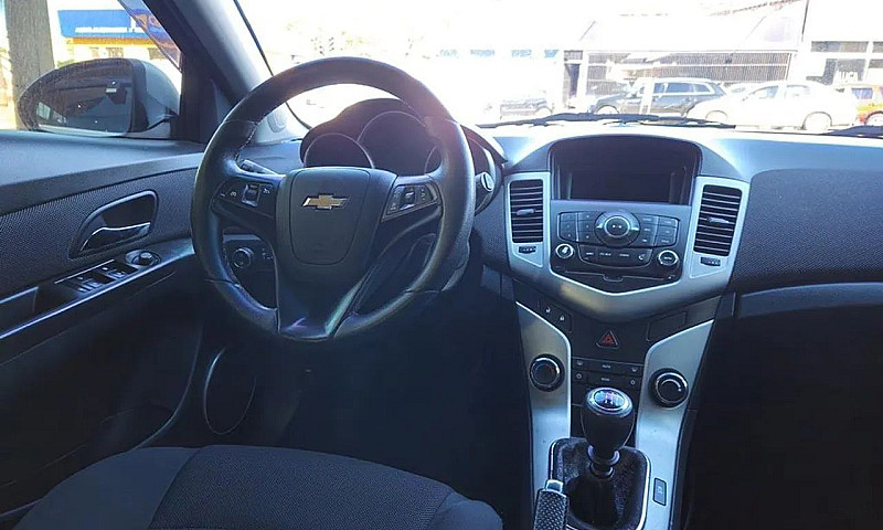Chevrolet Cruze Hb S...