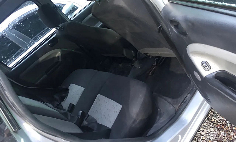 Ford Fiesta 1.0 8V F...