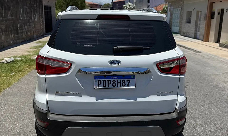 Ford Ecosport Titani...