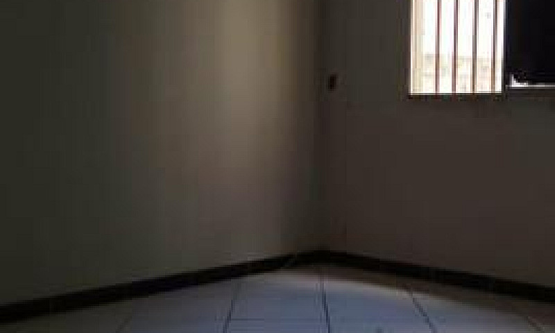Vende Se Casa Em Soo...