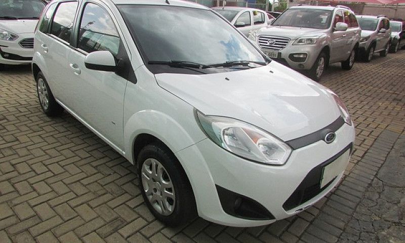 Ford Fiesta 1.6 4P...