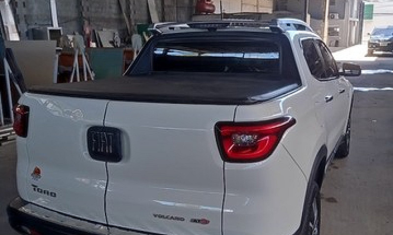 Fiat Toro Volcano 20...
