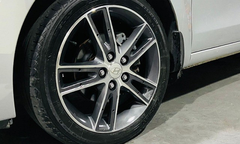 I30 2.0 Gls 2011...