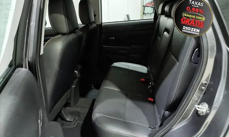 Mitsubishi Outlander...