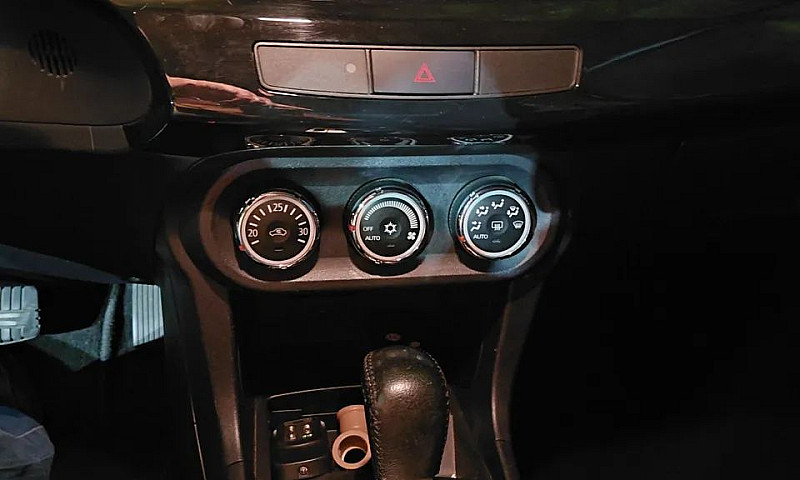Mitsubishi Lancer Hl...