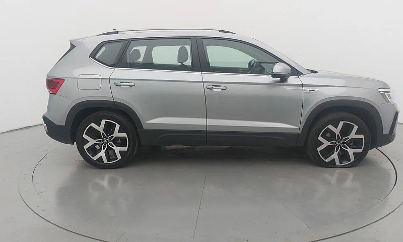 Volkswagen Taos High...