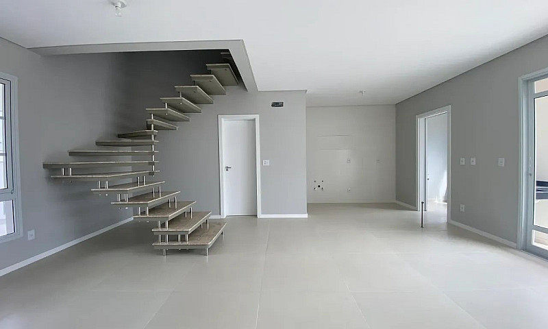 Casa Com 03 Suítes N...